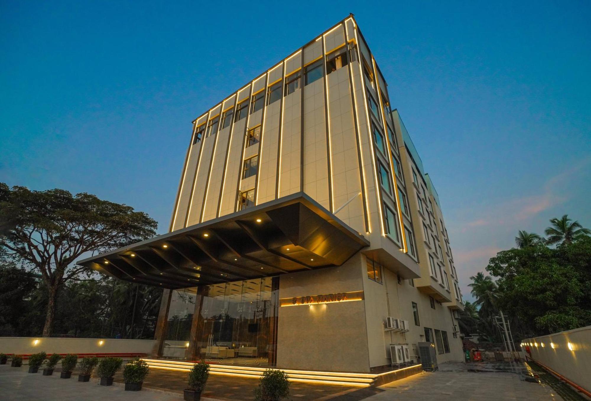 Uva Manish Hotel Kundapur Exterior photo