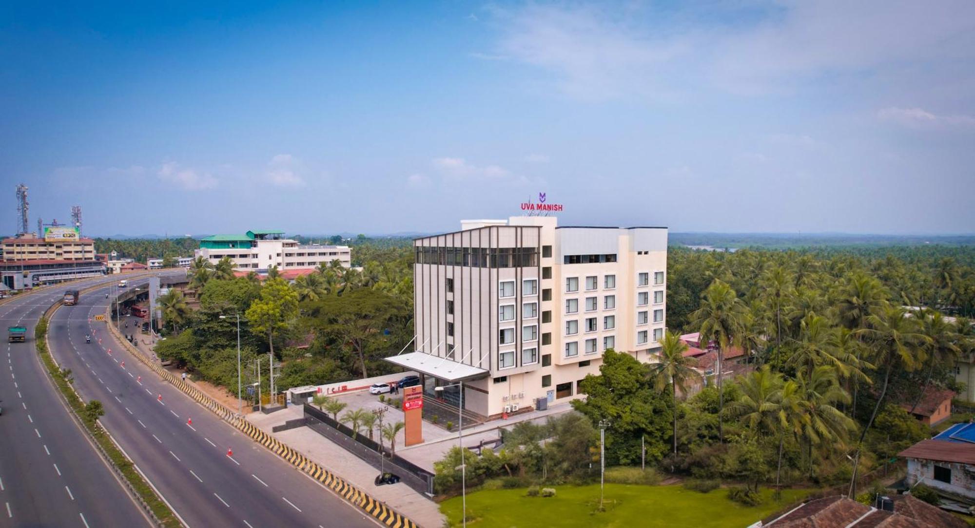 Uva Manish Hotel Kundapur Exterior photo