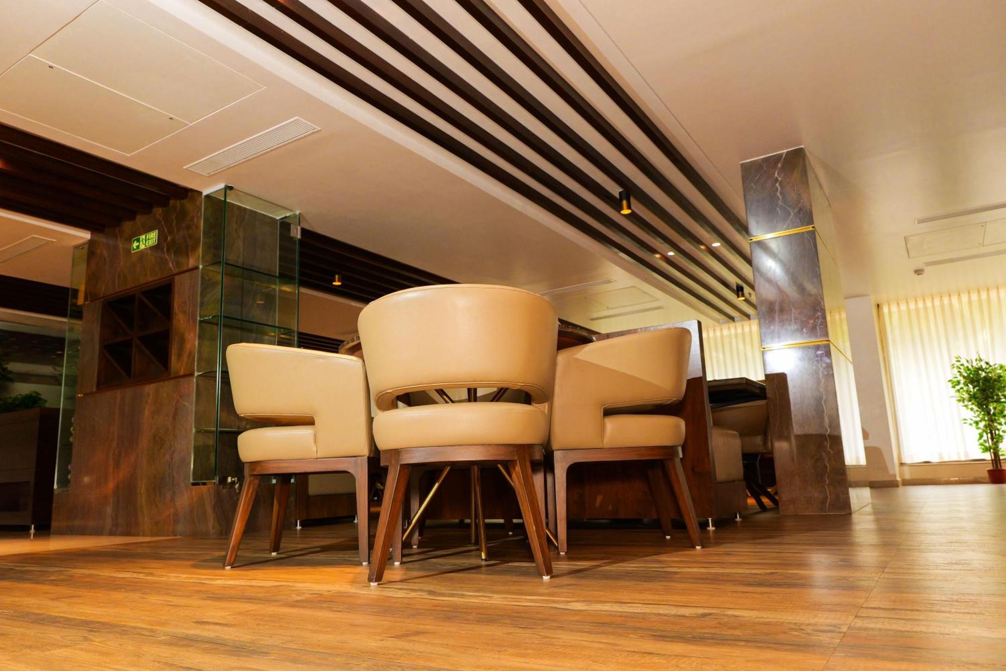 Uva Manish Hotel Kundapur Exterior photo